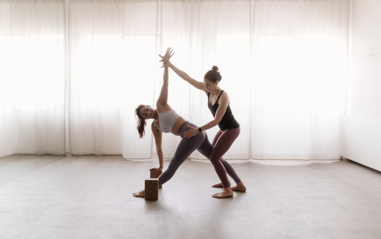 The 6 Best Yoga Class And Studios Near Me Sydney